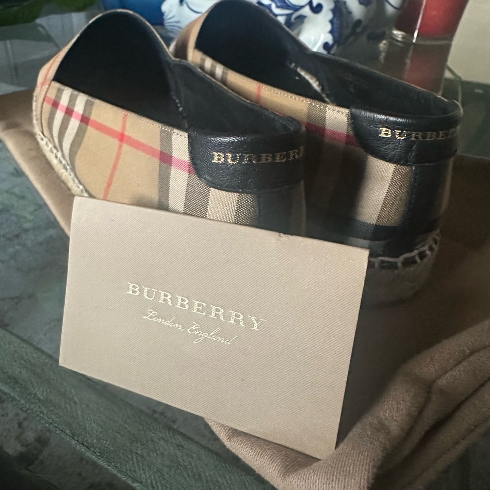 Burberry Checkered Slip-On Shoes - Picture 3 of 8